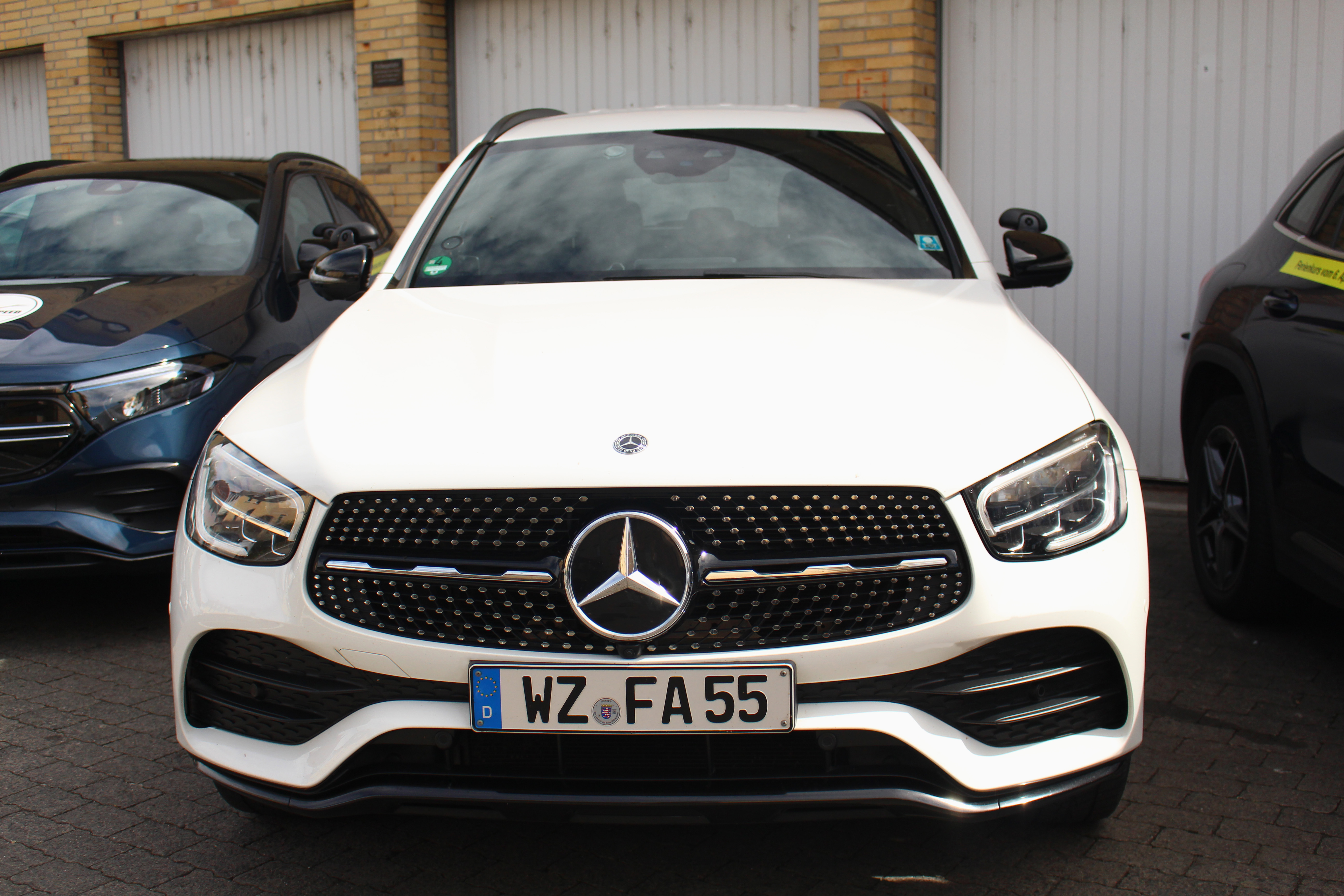 Fahrschulfahrzeug Mercedes GLC