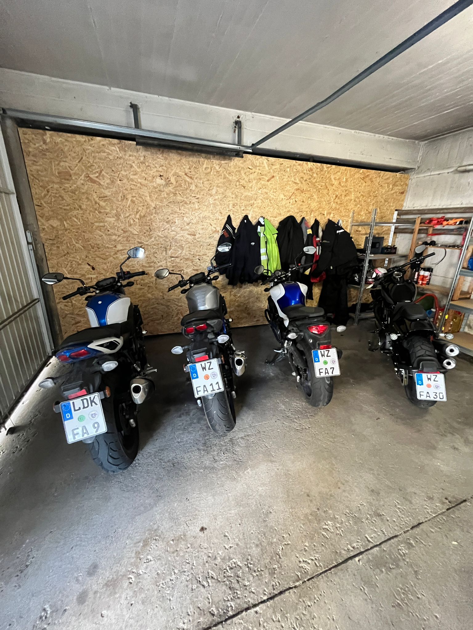 Motorräder Fahrschule Alt-Speed